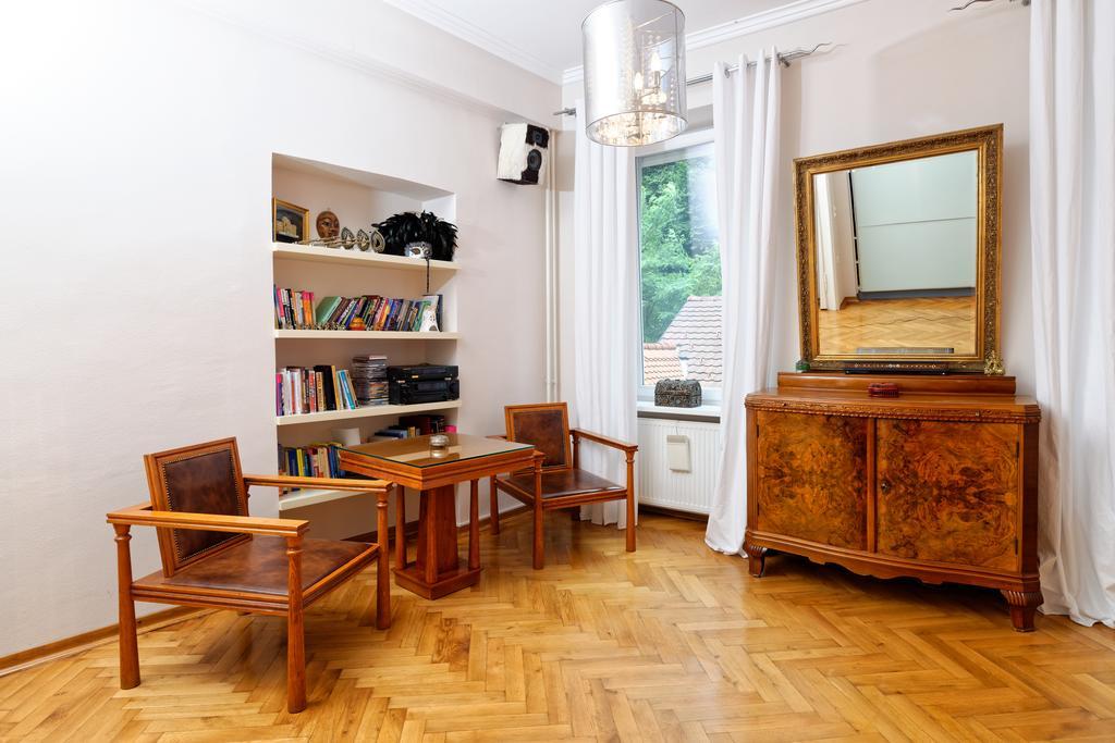 Neoclassical Luxury Apartment Ljubljana Exterior foto